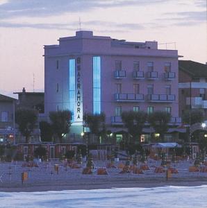 Hotel Sacramora
