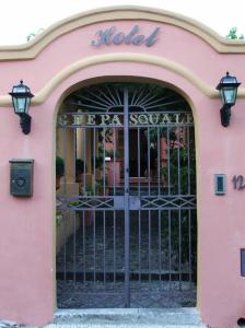 Hotel Villa De Pasquale