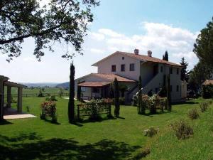 Agriturismo Quercia Rossa Rural House