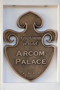 Arcom Palace