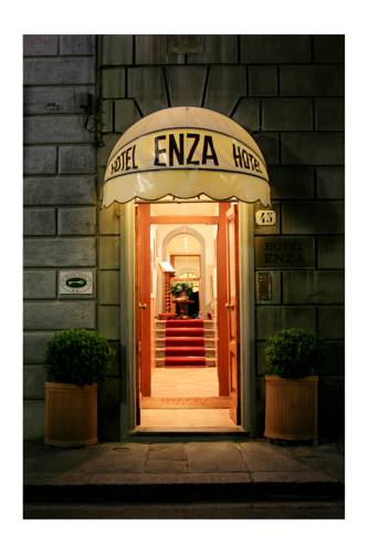 Hotel Enza
