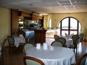 Salaria Hotel