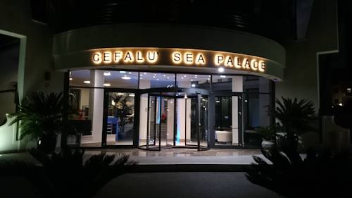 Cefal?? Sea Palace