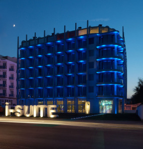 i-Suite Hotel