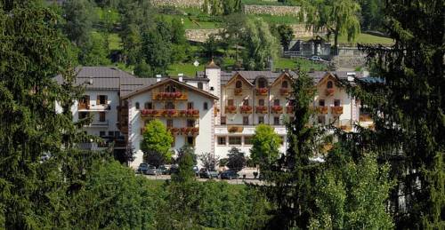 Hotel Palace Ravelli