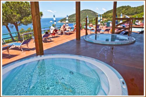 Hotel Paradiso