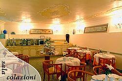 Hotel San Mois??