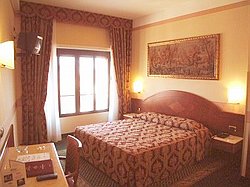 Mokinba Hotels King