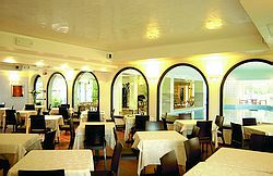 Admiral Hotel Villa Erme