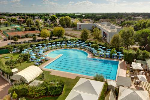 Aris Garden Hotel