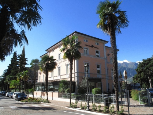 PAVIA HOTEL