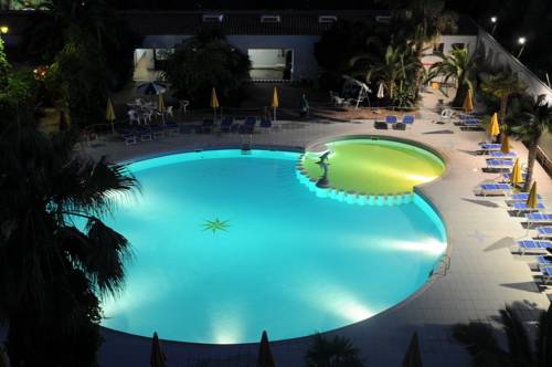 Marina Club Hotel