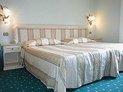 Viktoria Palace Hotel