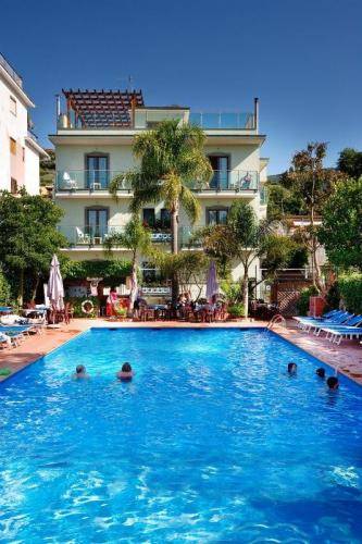 Comfort Hotel Gardenia Sorrento Coast