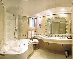 Hotel Eden Roc Suites
