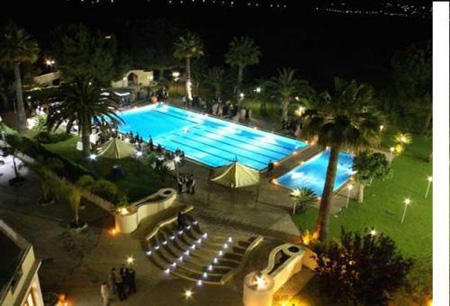 CLUB KENNEDY