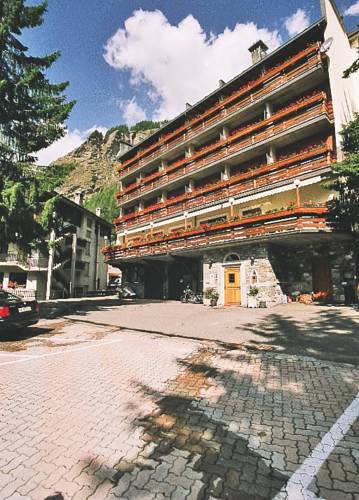 Hotel Tourist
