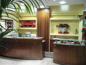 Planet Hotel