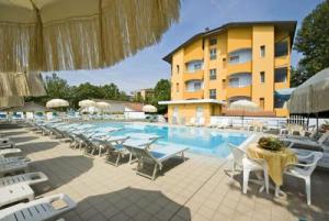 Parador Hotel Residence