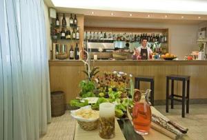 Parador Hotel Residence