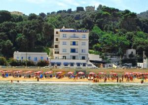 Riviera Hotel Residence