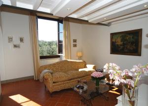 Villa Torre Rossa Apartments