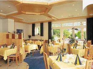 Ruster Resort