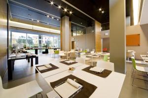 Mod 05 Living Hotel