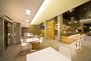 Mod 05 Living Hotel