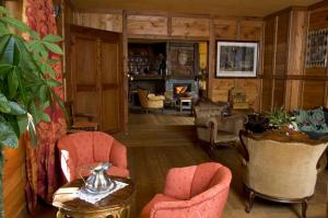 Charmant Petit Hotel