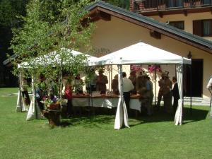 Charmant Petit Hotel