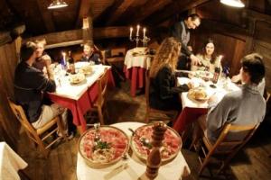 Charmant Petit Hotel