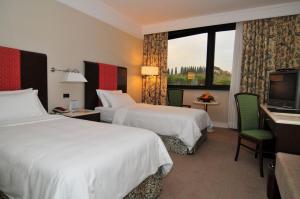 Firenze Hotel & Conference Center