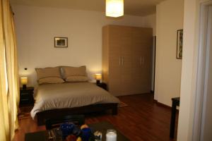 Lt Rooms