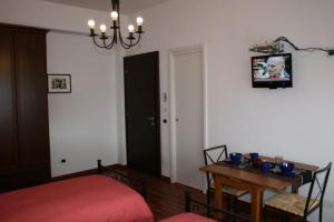 Lt Rooms
