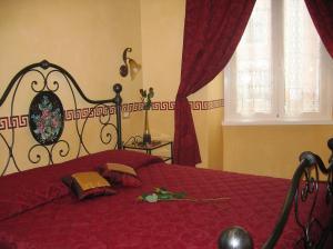 Le Suite Di Via Ottaviano - Suite in Rome B&B