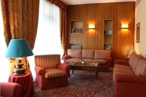 Cresta Et Duc Hotel