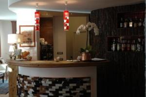 Cresta Et Duc Hotel