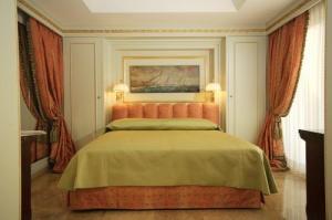 Ashley Hotel