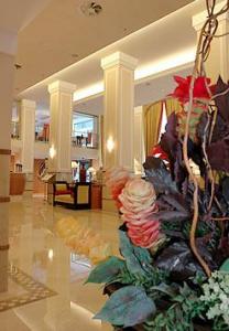 Renaissance Naples Hotel Mediterraneo