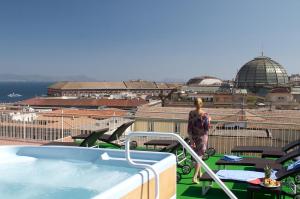 Renaissance Naples Hotel Mediterraneo