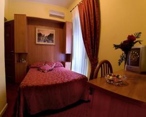 Monti Guest House - Affittacamere