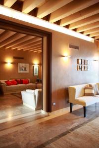 Al Tezzon Hotel