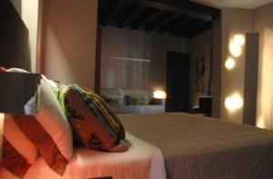 Charming House DD724