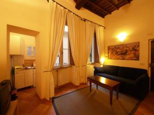 Palazzo Olivia - Rooms & Apartments