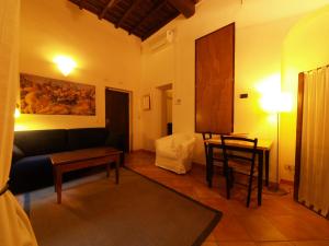 Palazzo Olivia - Rooms & Apartments