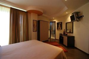 Hotel Select
