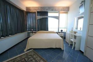 Hotel Select