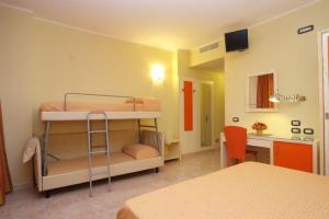 Hotel Cristal Eboli