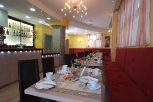 Hotel Cristal Eboli